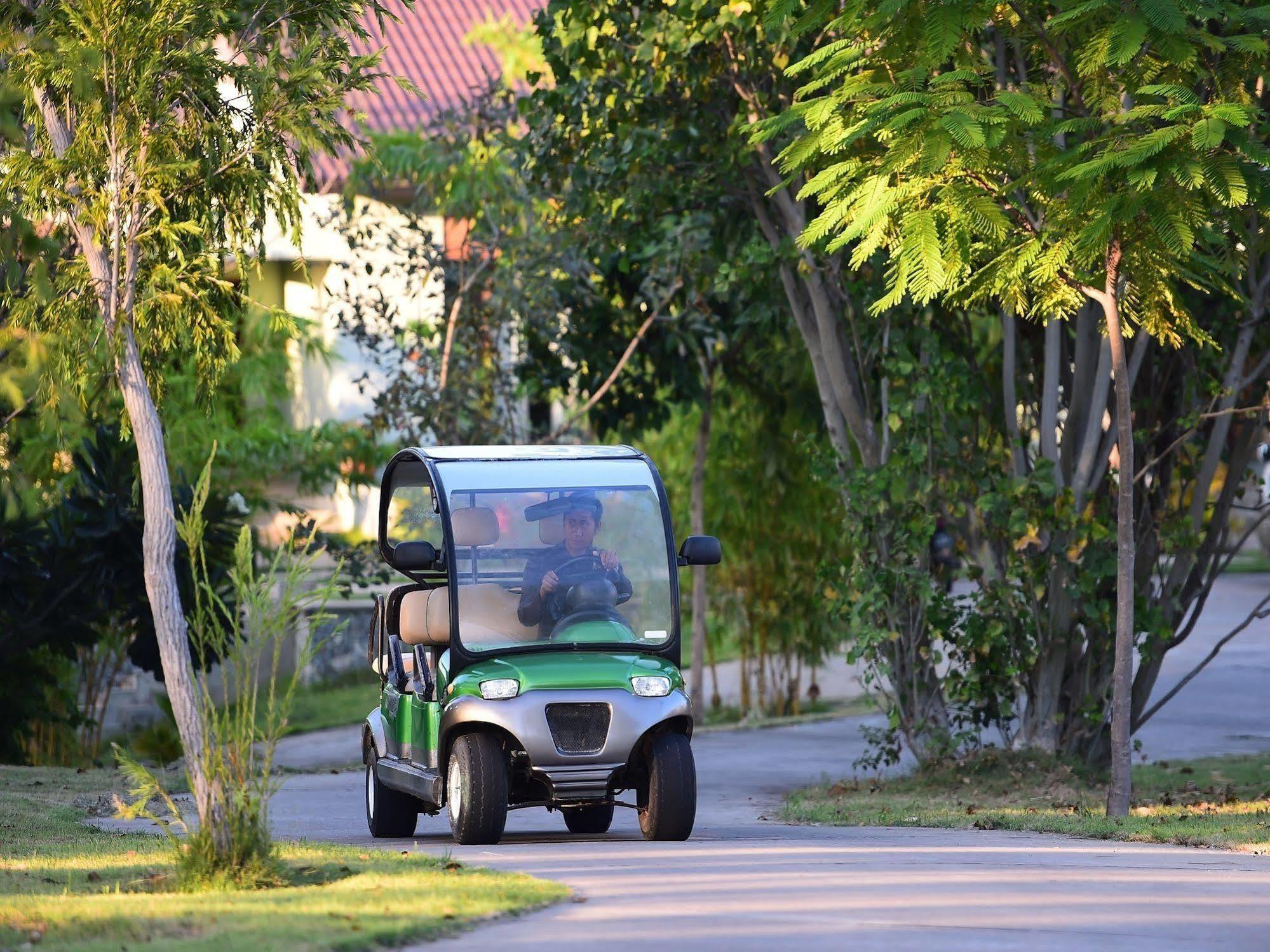 ザ ティンガハ ホテル ネーピードー Naypyidaw エクステリア 写真